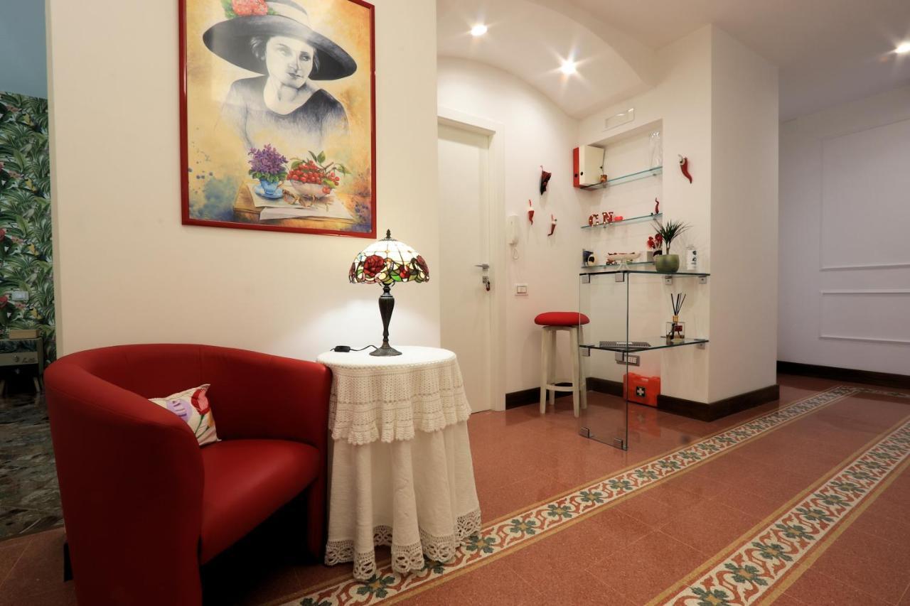 Casa Nina Deluxe Bed & Breakfast Salerno Dış mekan fotoğraf