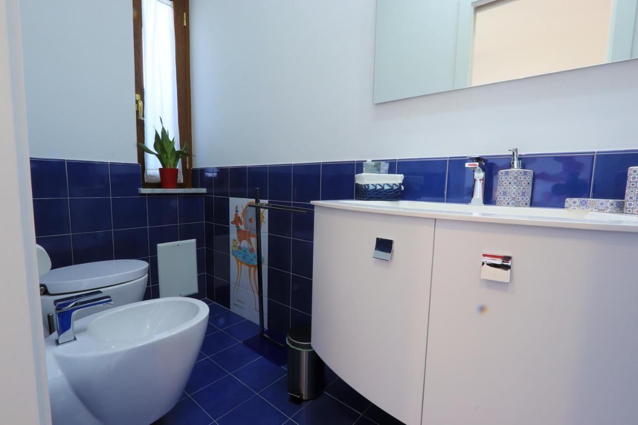 Casa Nina Deluxe Bed & Breakfast Salerno Dış mekan fotoğraf
